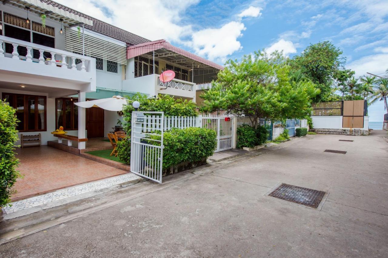 White Beach House Hua Hin 20 Second To The Beach Exterior foto