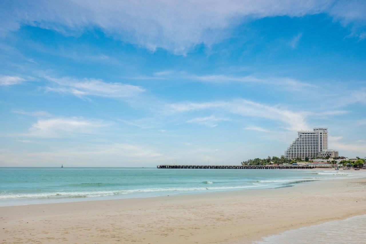 White Beach House Hua Hin 20 Second To The Beach Exterior foto