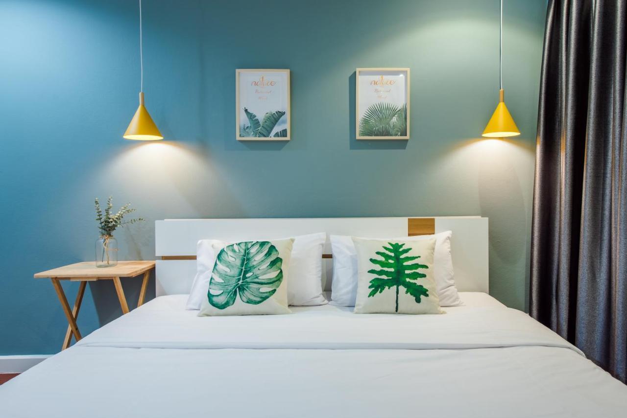 White Beach House Hua Hin 20 Second To The Beach Exterior foto